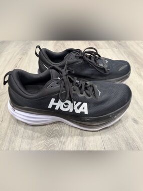 HOKA Bondi 8 men’s Black & White
